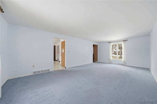 60 Patton Place, Amherst, NY 14221