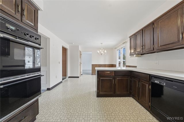 60 Patton Place, Amherst, NY 14221