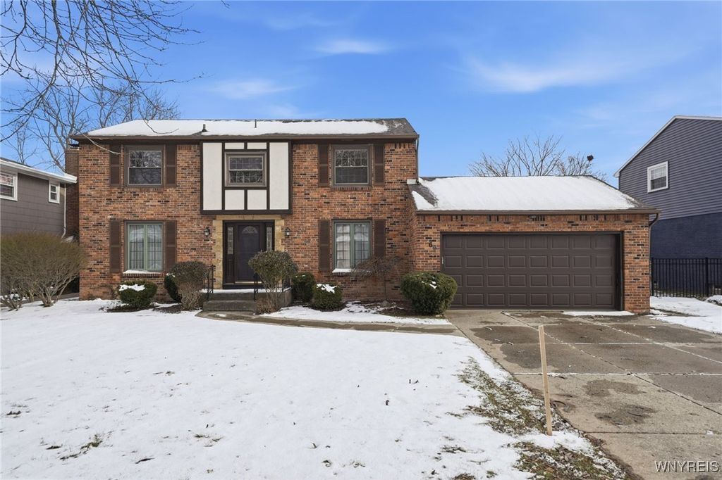 60 Patton Place, Amherst, NY 14221