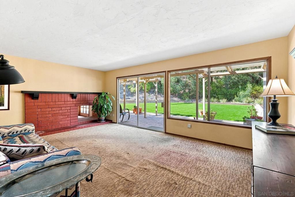 Image 13 of property listing at 10266 Vista Valle Ct., San Diego, CA 92131