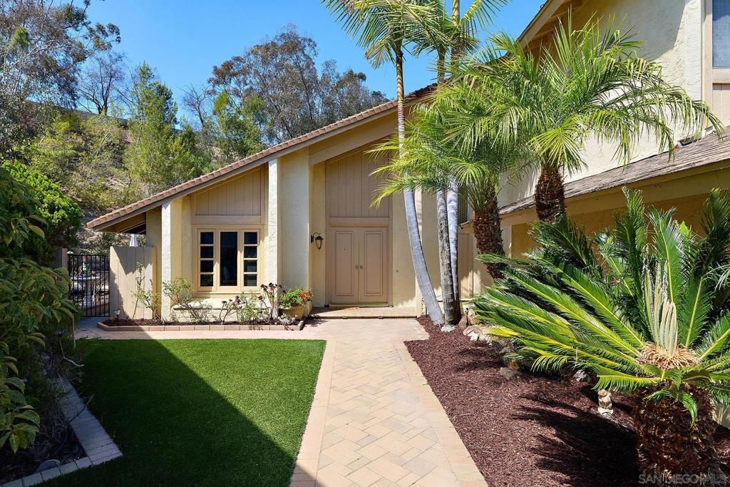 Image 2 of property listing at 10266 Vista Valle Ct., San Diego, CA 92131
