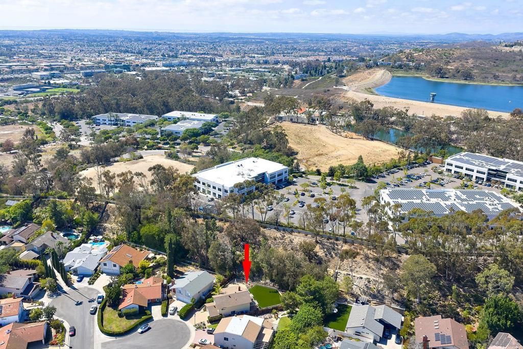 Image 33 of property listing at 10266 Vista Valle Ct., San Diego, CA 92131