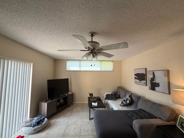 8273 Severn Drive D, Boca Raton, FL 33433