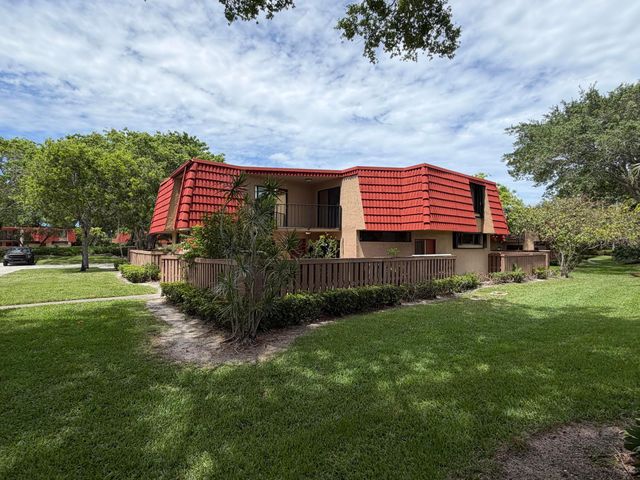 8273 Severn Drive D, Boca Raton, FL 33433
