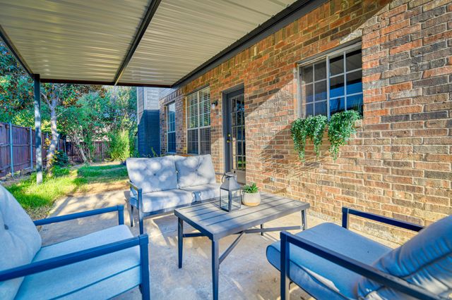 2002 Terracotta Court, Lewisville, TX 75067
