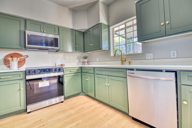 2002 Terracotta Court, Lewisville, TX 75067