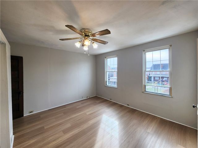 160 5th Ave, Rankin, PA 15104