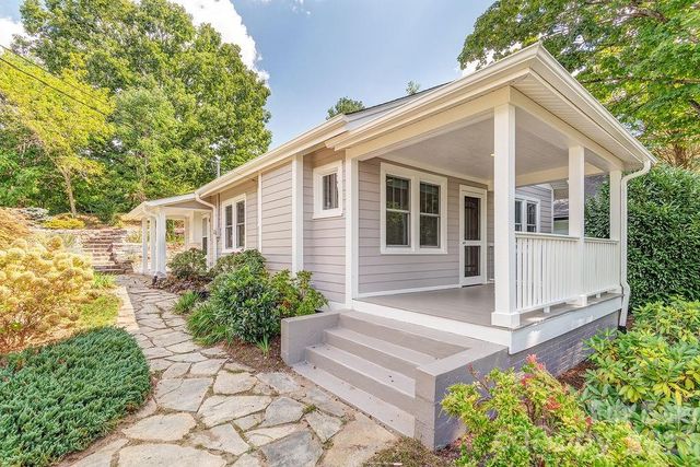 11 Temple Avenue, Asheville, NC 28804