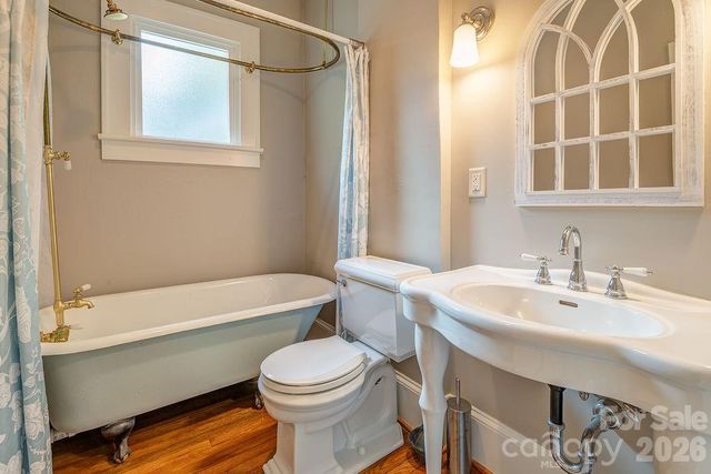 11 Temple Avenue, Asheville, NC 28804