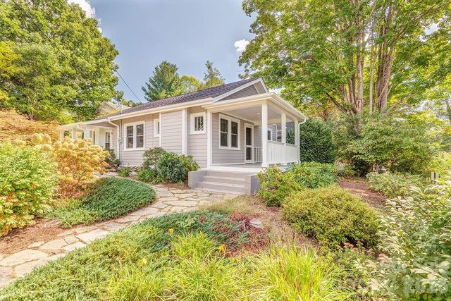 11 Temple Avenue, Asheville, NC 28804