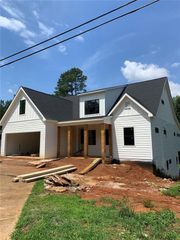 54 Sixth Street, Emerson, GA 30137