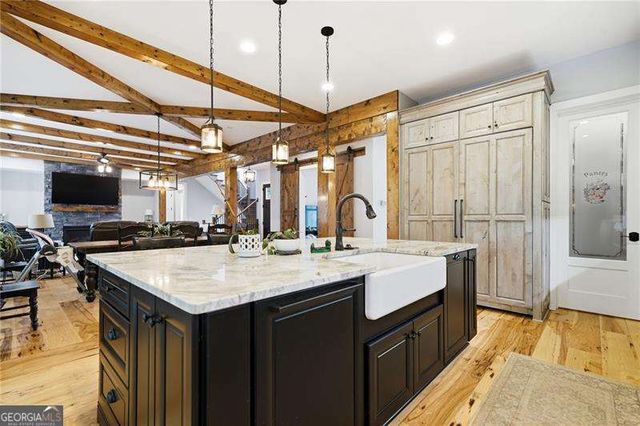 170 Farm Gate Drive, Woodstock, GA 30188