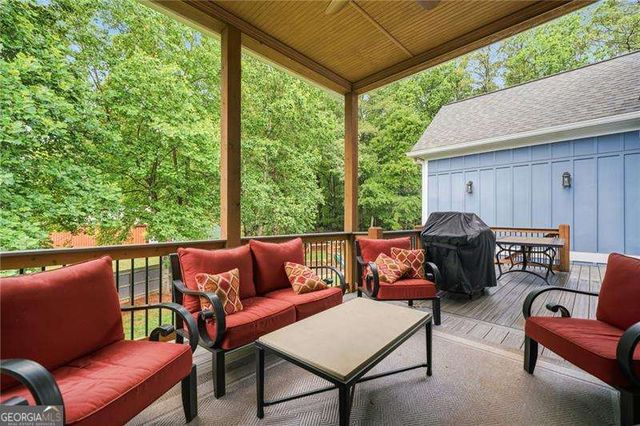170 Farm Gate Drive, Woodstock, GA 30188