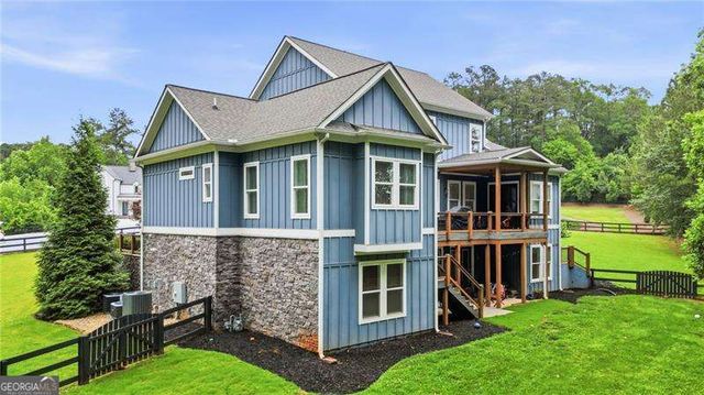 170 Farm Gate Drive, Woodstock, GA 30188