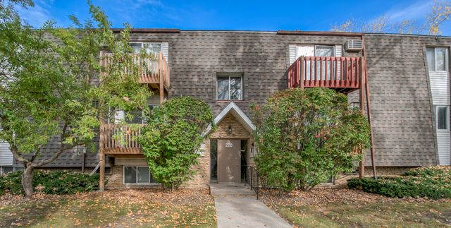 220 Madison Street 1C, Joliet, IL 60435