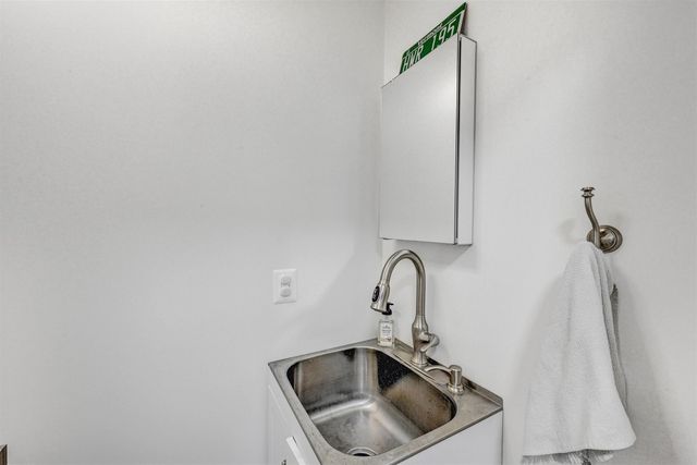 23 Thorpe Avenue, St. Albans City, VT 05478