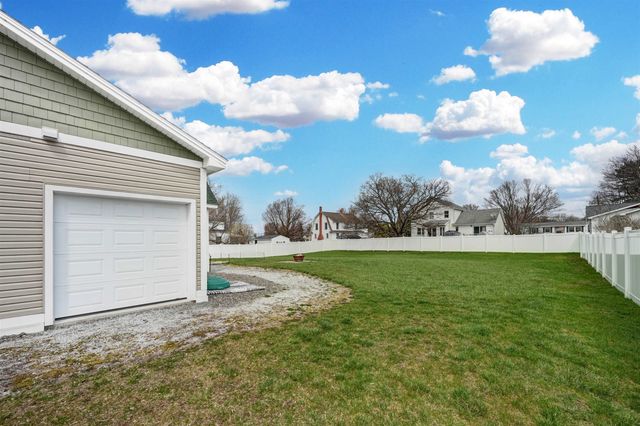 23 Thorpe Avenue, St. Albans City, VT 05478