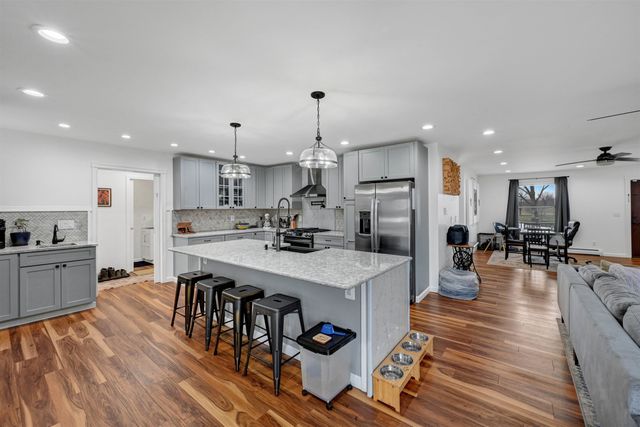 23 Thorpe Avenue, St. Albans City, VT 05478