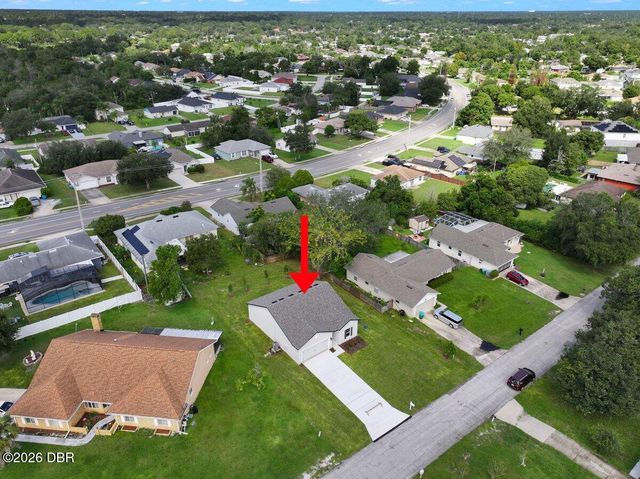 850 Glasgow Avenue, Deltona, FL 32738