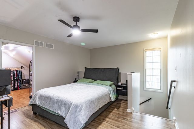 727 Colby Court, Gurnee, IL 60031