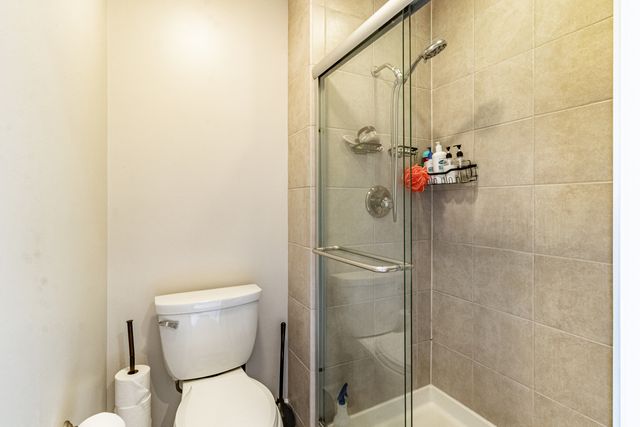 727 Colby Court, Gurnee, IL 60031