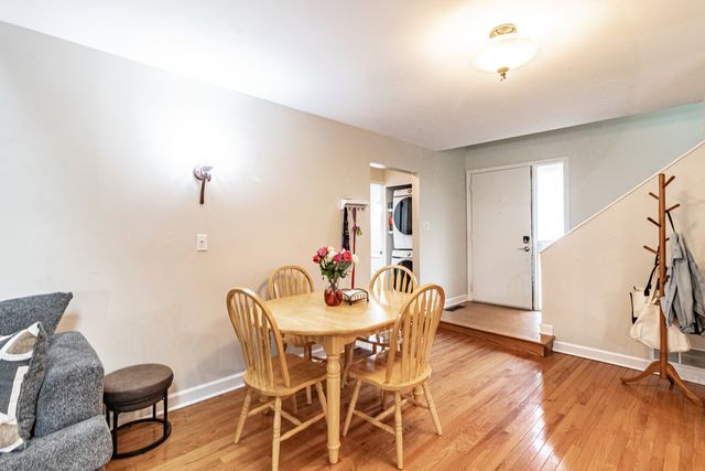 727 Colby Court, Gurnee, IL 60031