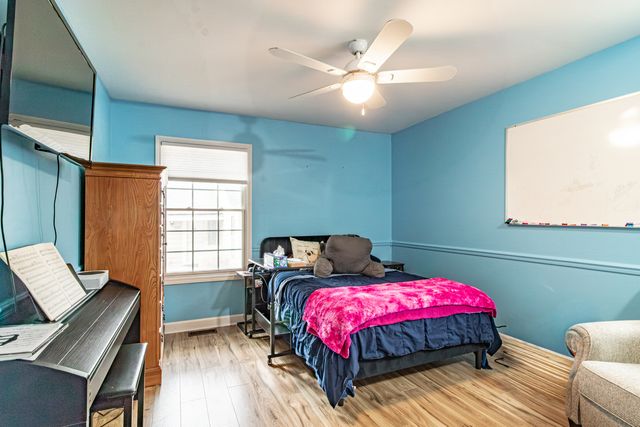 727 Colby Court, Gurnee, IL 60031