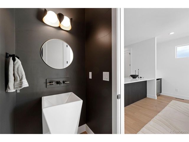 2402 S Cherokee St, Denver, CO 80223