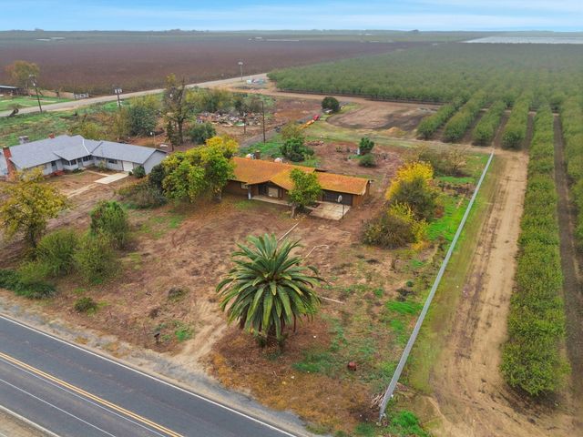 17653 Rd 224, Porterville, CA 93257