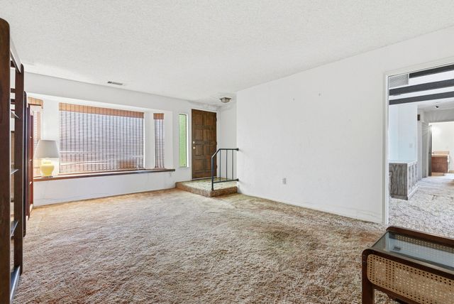 17653 Rd 224, Porterville, CA 93257