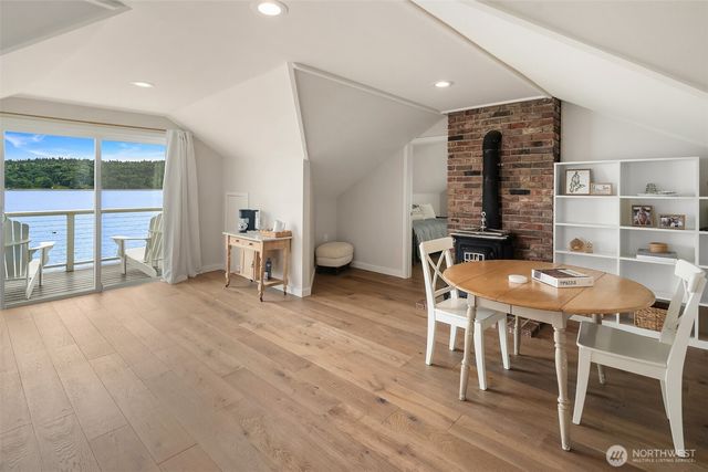 26321 Pillsbury Road SW, Vashon, WA 98070