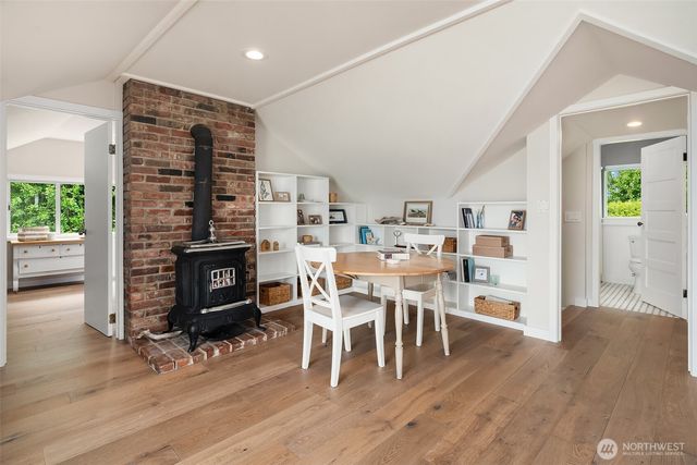 26321 Pillsbury Road SW, Vashon, WA 98070