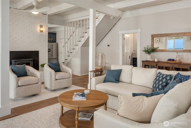 26321 Pillsbury Road SW, Vashon, WA 98070