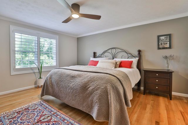 2 Myopia Lane, Nashua, NH 03063