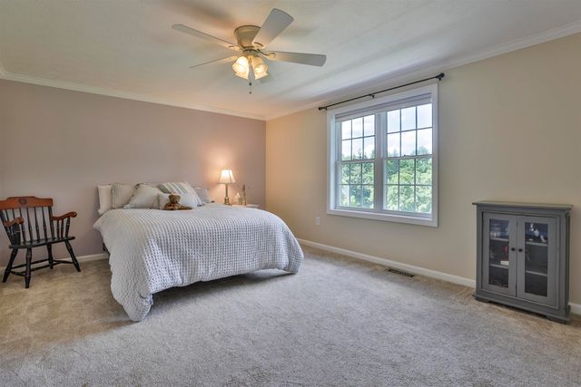 2 Myopia Lane, Nashua, NH 03063