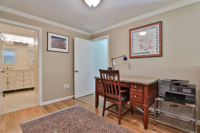 2 Myopia Lane, Nashua, NH 03063