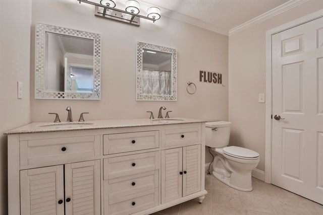 2 Myopia Lane, Nashua, NH 03063