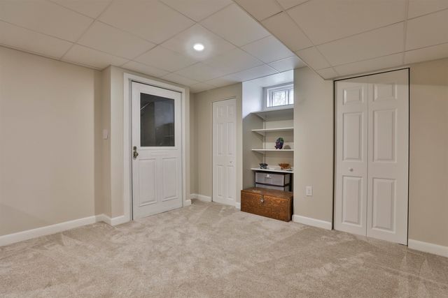 2 Myopia Lane, Nashua, NH 03063