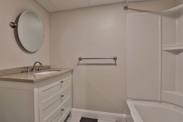 2 Myopia Lane, Nashua, NH 03063