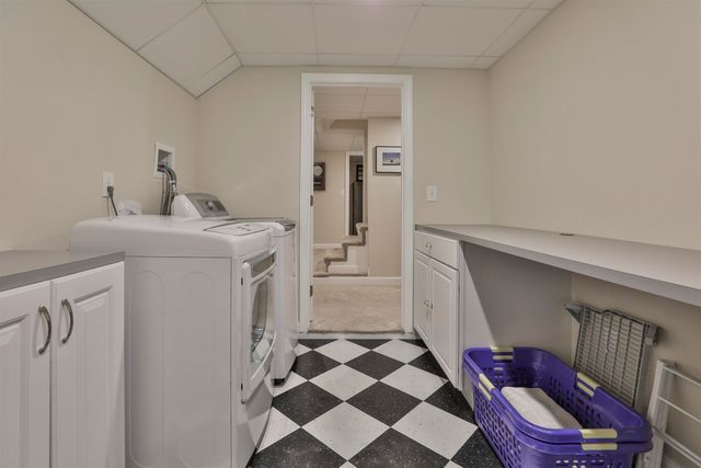 2 Myopia Lane, Nashua, NH 03063