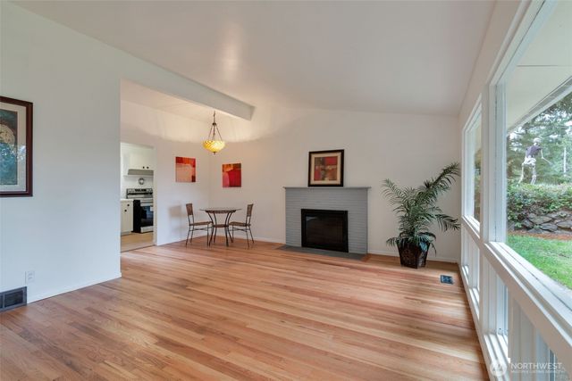 15269 Densmore Avenue N, Shoreline, WA 98133