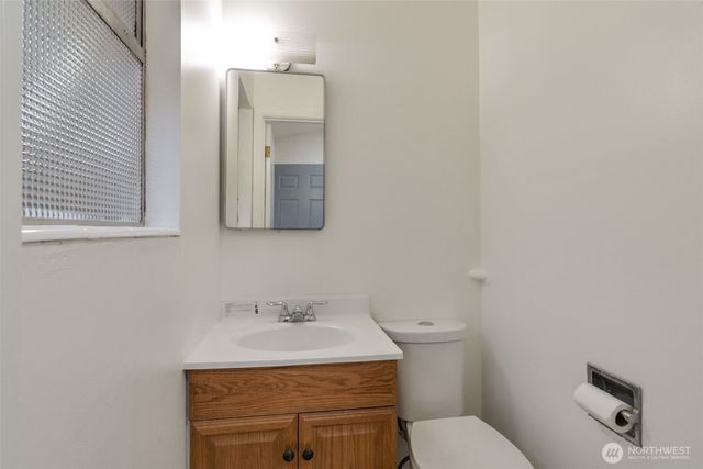 15269 Densmore Avenue N, Shoreline, WA 98133