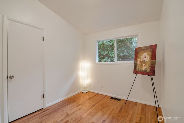 15269 Densmore Avenue N, Shoreline, WA 98133