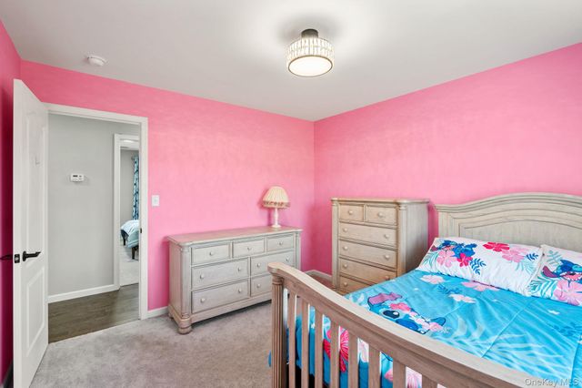 10 Harrier Ridge Drive, Wallkill, NY 12589