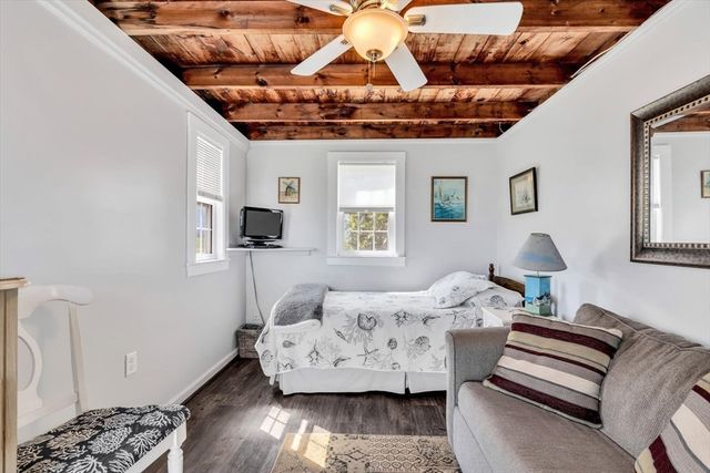 12 Vanduzer Rd 8, Barnstable, MA 02630