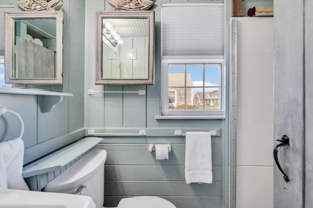 12 Vanduzer Rd 8, Barnstable, MA 02630