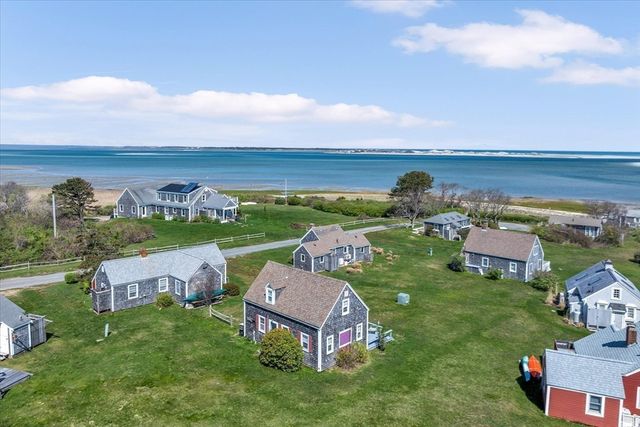 12 Vanduzer Rd 8, Barnstable, MA 02630