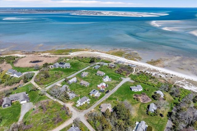 12 Vanduzer Rd 8, Barnstable, MA 02630