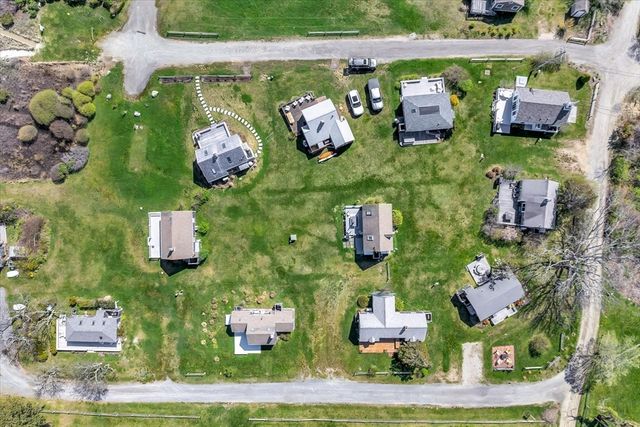12 Vanduzer Rd 8, Barnstable, MA 02630