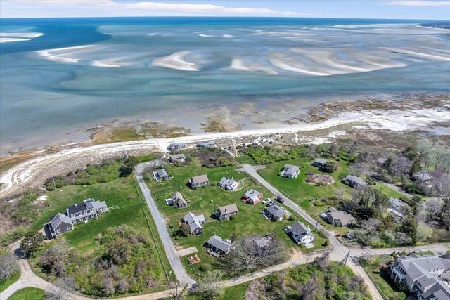 12 Vanduzer Rd 8, Barnstable, MA 02630